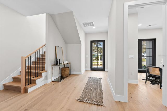 1326 W NEW HAMPSHIRE STREET, Orlando, FL 32804