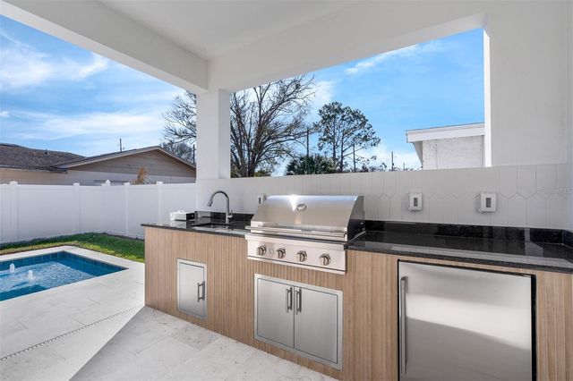 1326 W NEW HAMPSHIRE STREET, Orlando, FL 32804