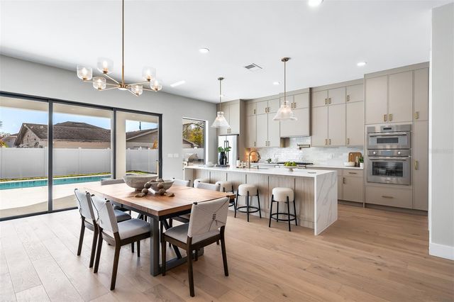 1326 W NEW HAMPSHIRE STREET, Orlando, FL 32804