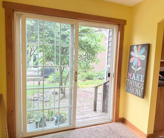 225 S Franklin Street, Knightstown, IN 46148