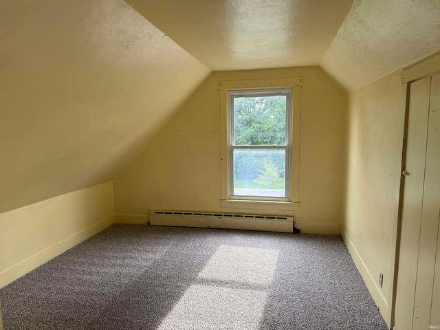 225 S Franklin Street, Knightstown, IN 46148