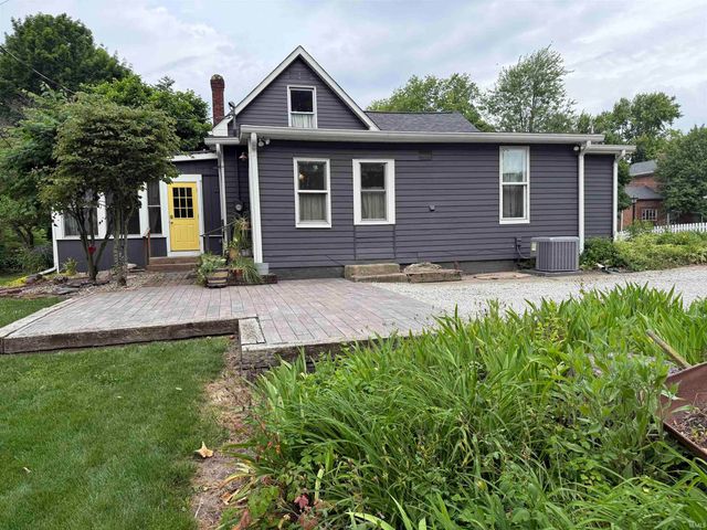 225 S Franklin Street, Knightstown, IN 46148