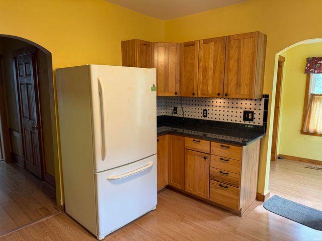 225 S Franklin Street, Knightstown, IN 46148