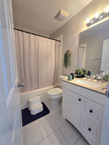 13214 PIKE LAKE DRIVE, Riverview, FL 33579
