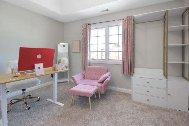 99 Bergamo Lane, Crown Point, IN 46307