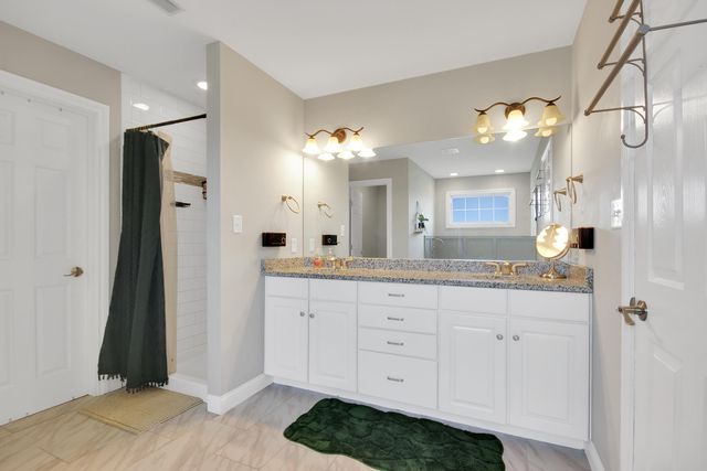 99 Bergamo Lane, Crown Point, IN 46307