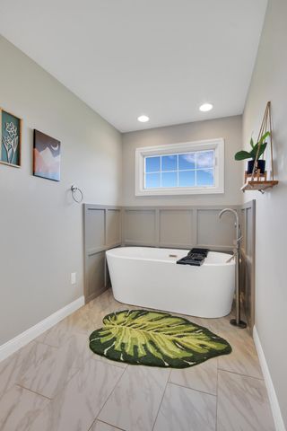 99 Bergamo Lane, Crown Point, IN 46307