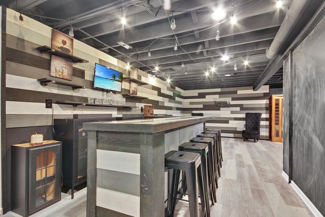 99 Bergamo Lane, Crown Point, IN 46307