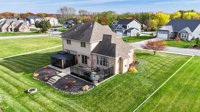 99 Bergamo Lane, Crown Point, IN 46307