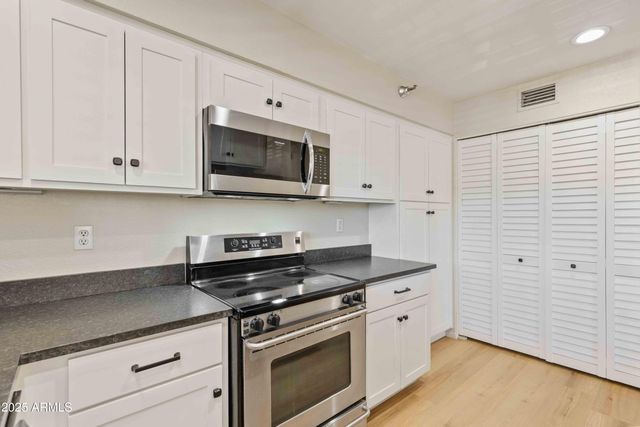 154 W 5TH Street 246, Tempe, AZ 85281