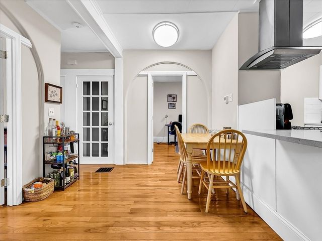 2 Lexington St, Woburn, MA 01801
