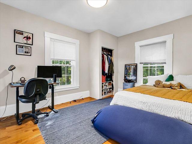 2 Lexington St, Woburn, MA 01801