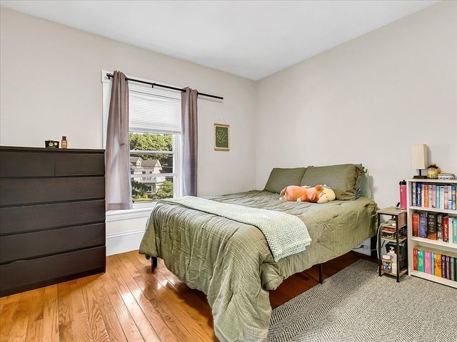 2 Lexington St, Woburn, MA 01801