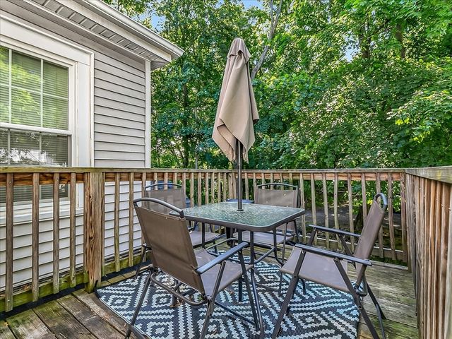 2 Lexington St, Woburn, MA 01801