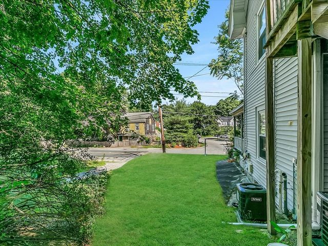 2 Lexington St, Woburn, MA 01801