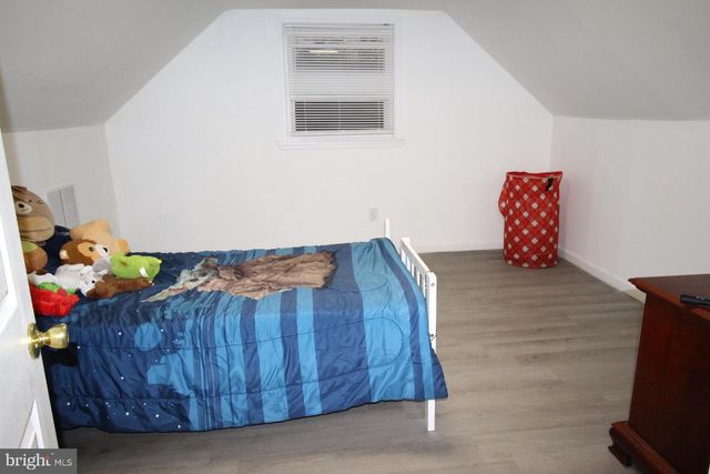 22 FARRELL AVE, Trenton, NJ 08618