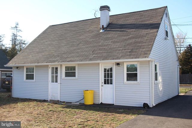 22 FARRELL AVE, Trenton, NJ 08618