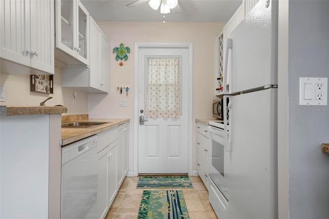 3808 GULF OF MEXICO DRIVE E205, Longboat Key, FL 34228