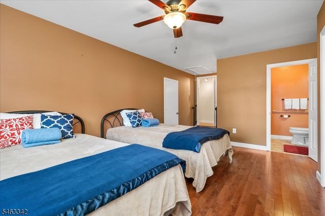8 Fern Ave, Hamburg Boro, NJ 07419