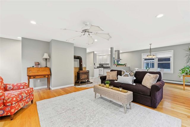 9 Cutter Street, Jamestown, RI 02835