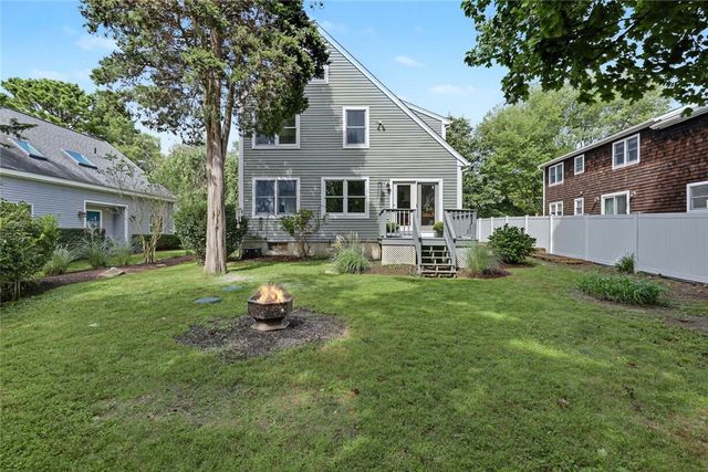 9 Cutter Street, Jamestown, RI 02835