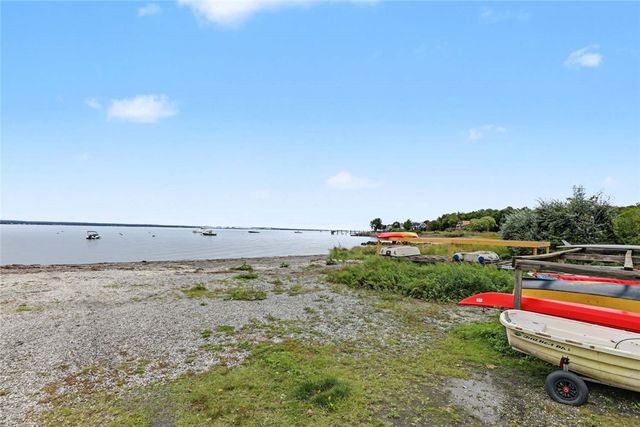 9 Cutter Street, Jamestown, RI 02835