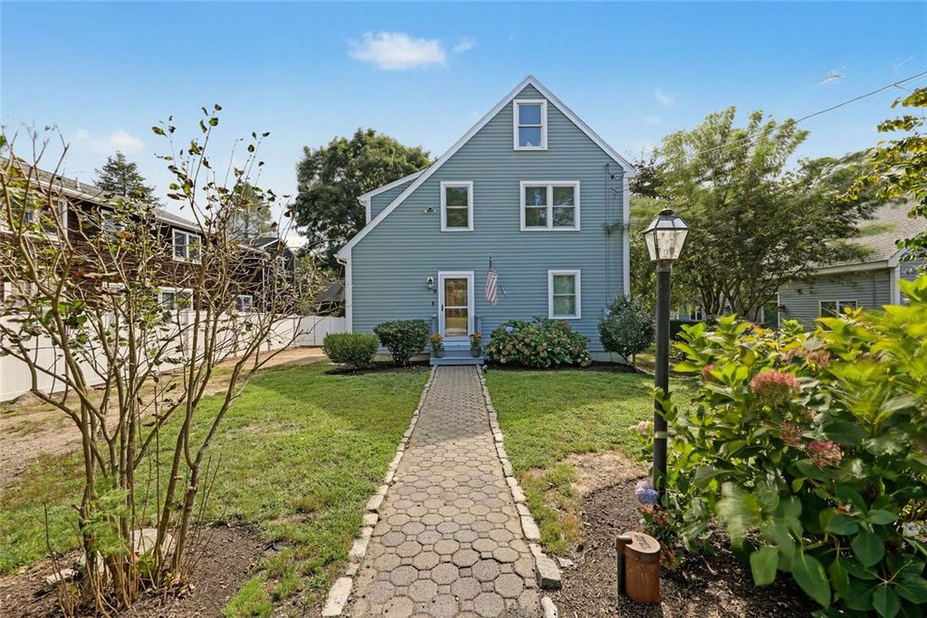 9 Cutter Street, Jamestown, RI 02835