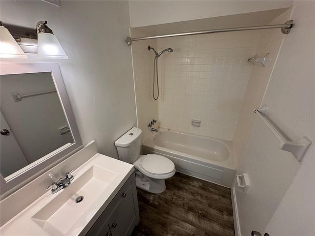 5317 CURRY FORD ROAD O201, Orlando, FL 32812