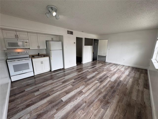 5317 CURRY FORD ROAD O201, Orlando, FL 32812