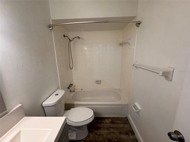 5317 CURRY FORD ROAD O201, Orlando, FL 32812