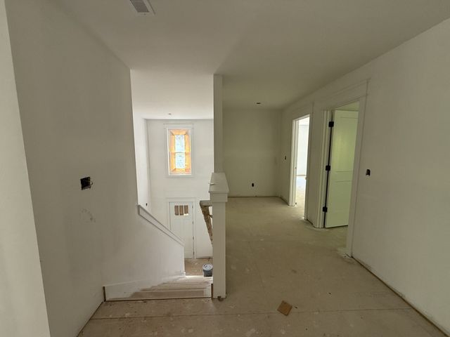 10005 Forest Lane, Bon Aqua, TN 37025