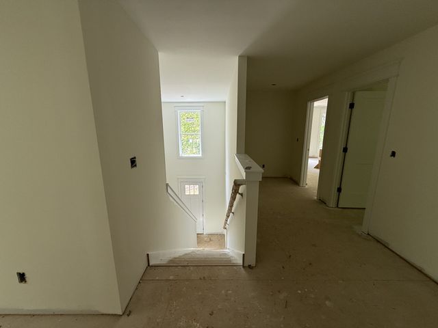 10005 Forest Lane, Bon Aqua, TN 37025