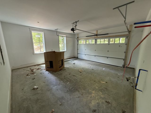 10005 Forest Lane, Bon Aqua, TN 37025