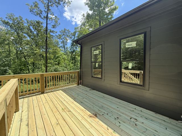 10005 Forest Lane, Bon Aqua, TN 37025