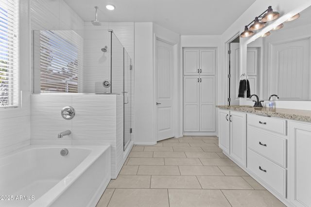 14370 W HEARN Road, Surprise, AZ 85379