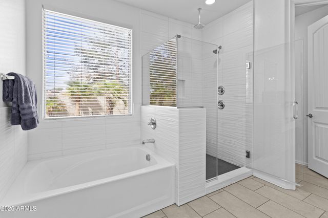 14370 W HEARN Road, Surprise, AZ 85379