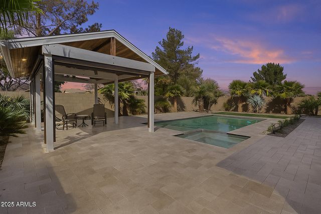 14370 W HEARN Road, Surprise, AZ 85379