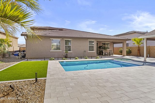 14370 W HEARN Road, Surprise, AZ 85379