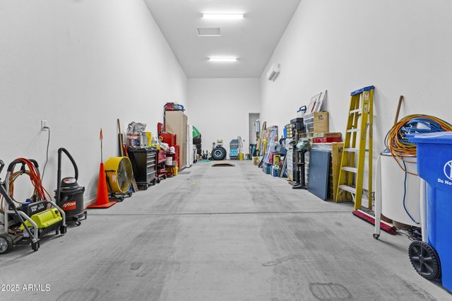 14370 W HEARN Road, Surprise, AZ 85379