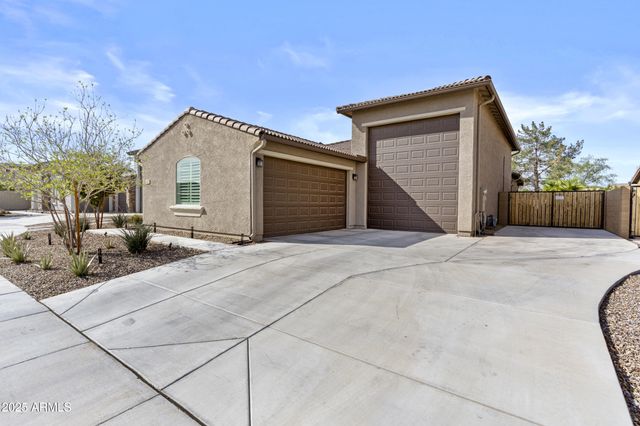 14370 W HEARN Road, Surprise, AZ 85379