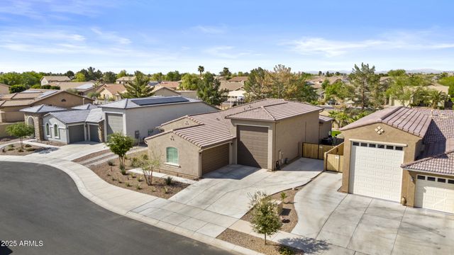 14370 W HEARN Road, Surprise, AZ 85379