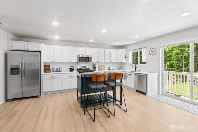 111 NE Ridgetop Crossing, Belfair, WA 98528