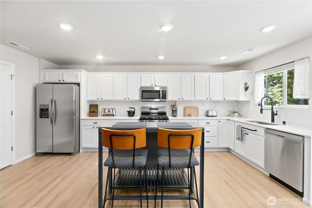 111 NE Ridgetop Crossing, Belfair, WA 98528