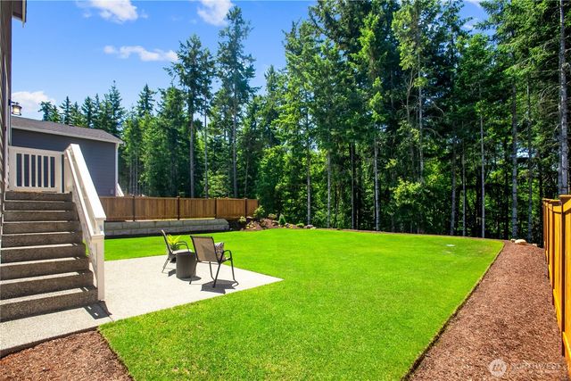 111 NE Ridgetop Crossing, Belfair, WA 98528
