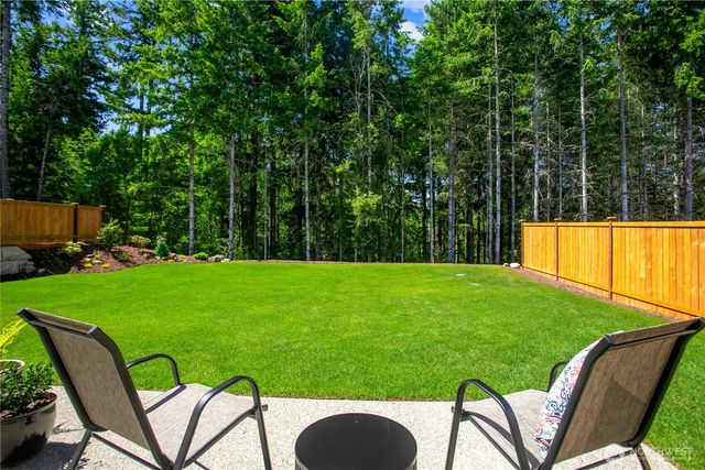 111 NE Ridgetop Crossing, Belfair, WA 98528
