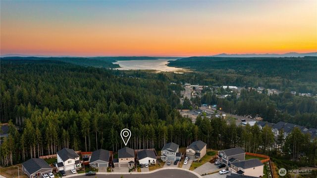 111 NE Ridgetop Crossing, Belfair, WA 98528