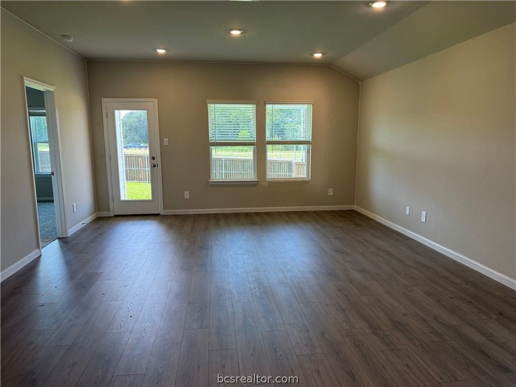 1004 Legrand Street, Brenham, TX 77833 — photo 3