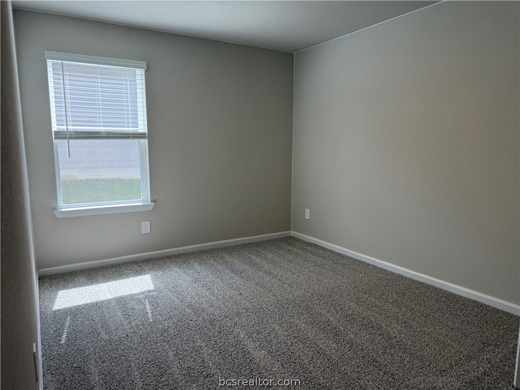 1004 Legrand Street, Brenham, TX 77833 — photo 4