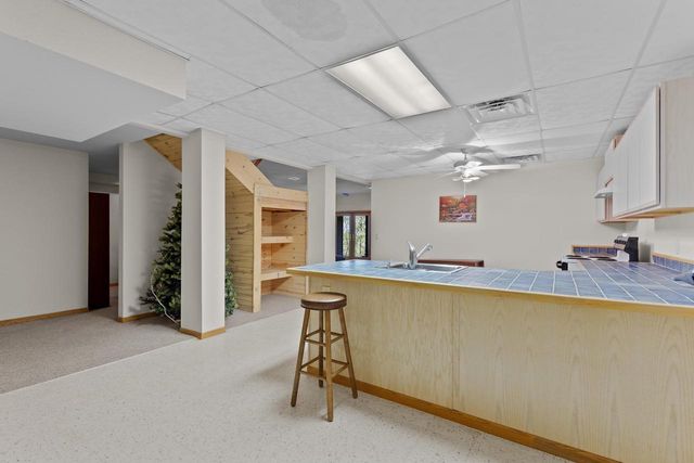 N6130 Honeysuckle Lane, Green Lake, WI 54941