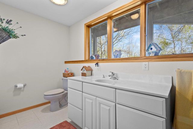 N6130 Honeysuckle Lane, Green Lake, WI 54941